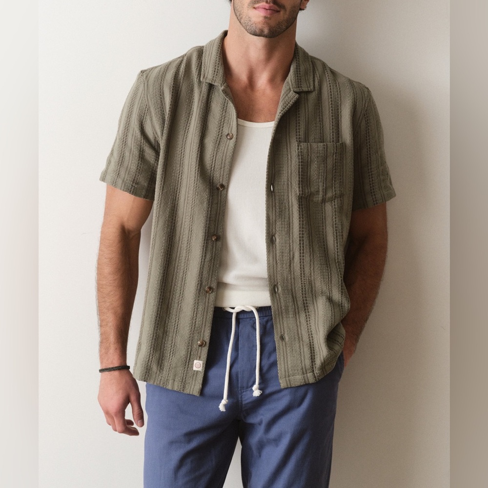 NWT MARINE LAYER Stripe Dobby Resort Shirt in Olive
